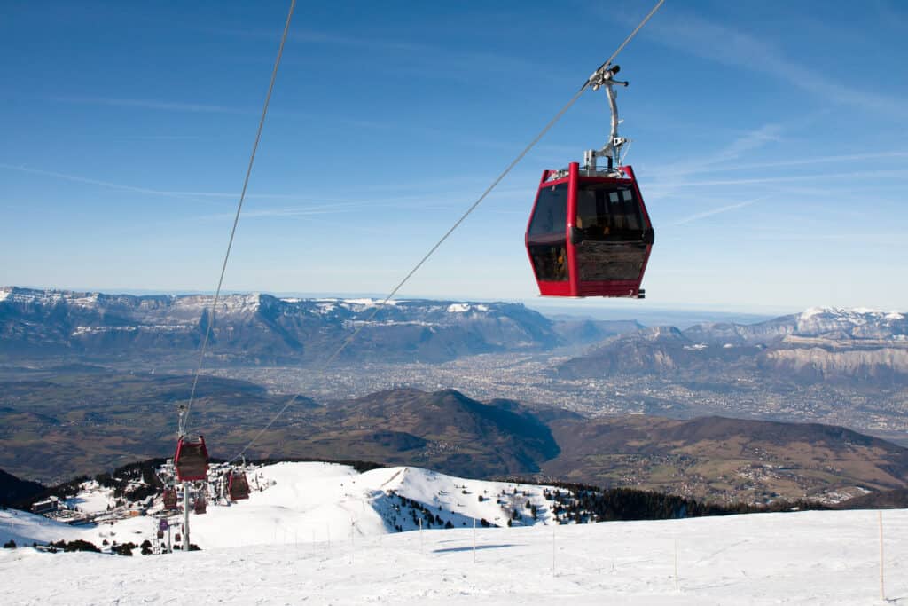 Cabines téléphériques chamrousse